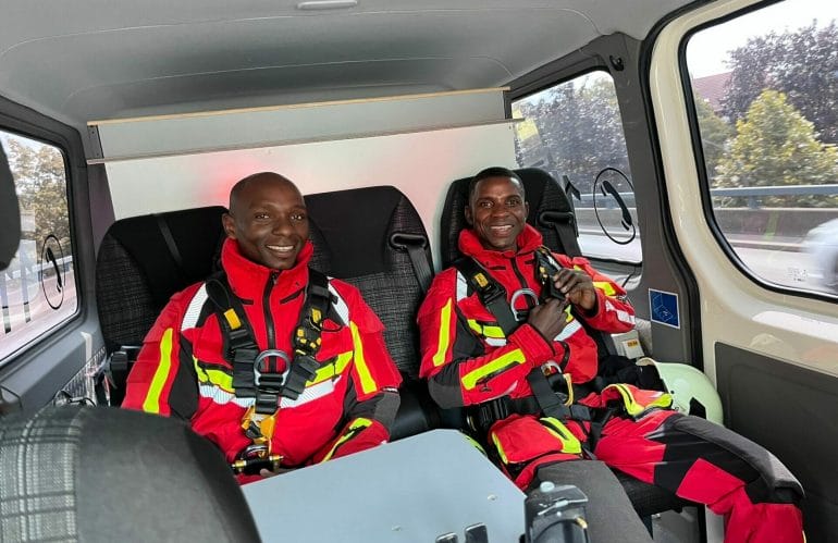 Tansanische Feuerwehr Praktikanten in Hamburg